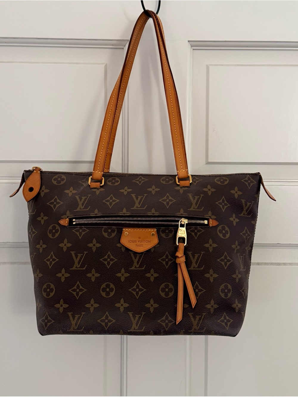 Authentic Louis Vuitton Lena Brown Monogram Canvas shoulder bag